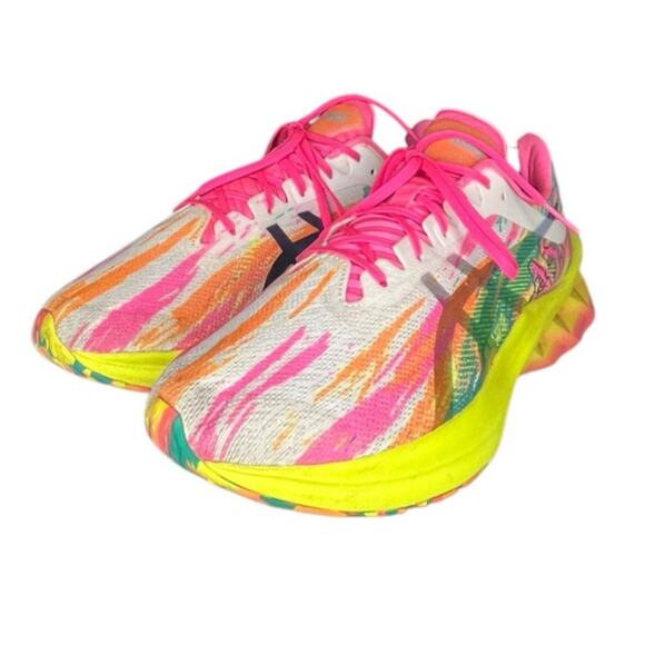 Womens ASICS NOVABLAST Running Shoes Size 10 Hot Pink Sour Yuzu - Picture 2 of 6